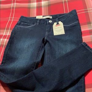 Girls Levi’s skinny jean